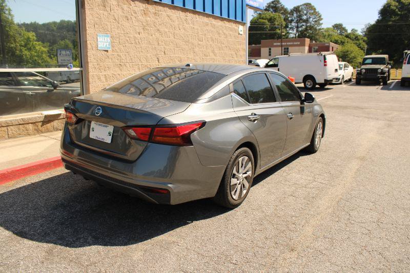 Used 2019 Nissan Altima 2.5 S FWD image 4