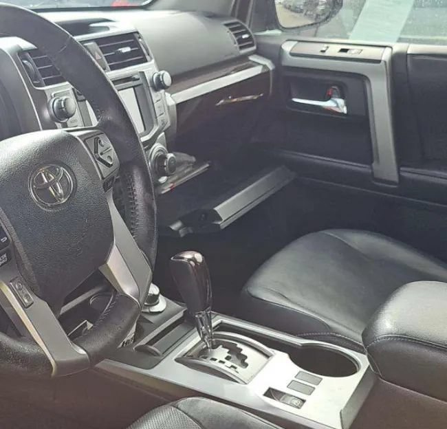 Used 2015 Toyota 4Runner Limited AWD/4WD image 13