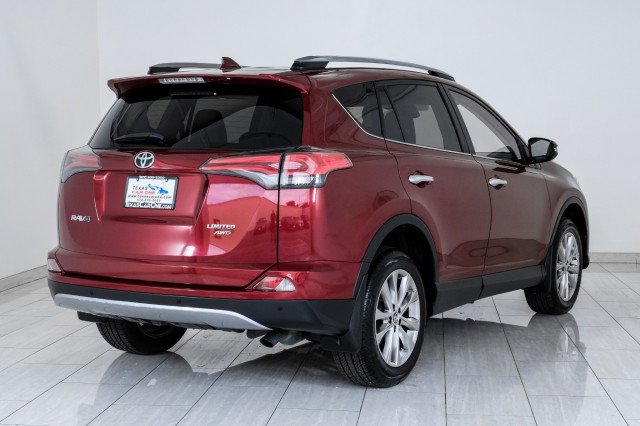 Used 2018 Toyota RAV4 Limited w/ Advanced Technology Package AWD/4WD image 6