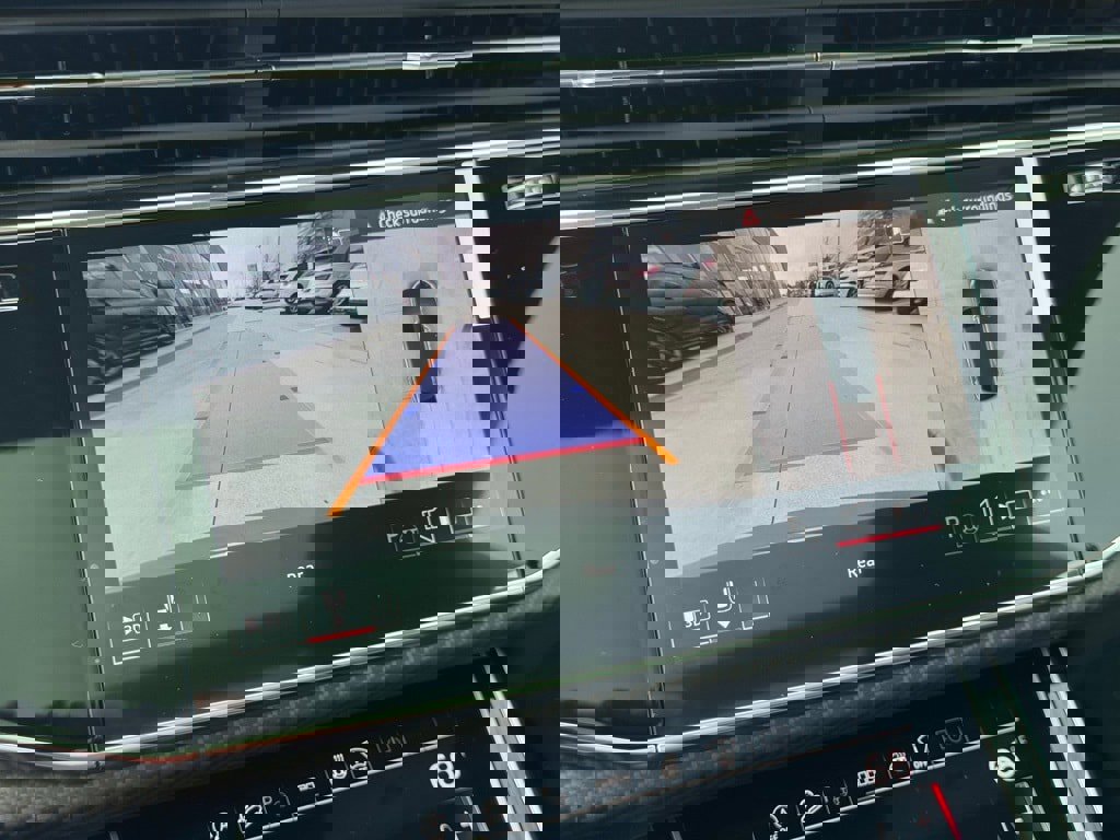 New 2026 Audi SQ8 Prestige image 32