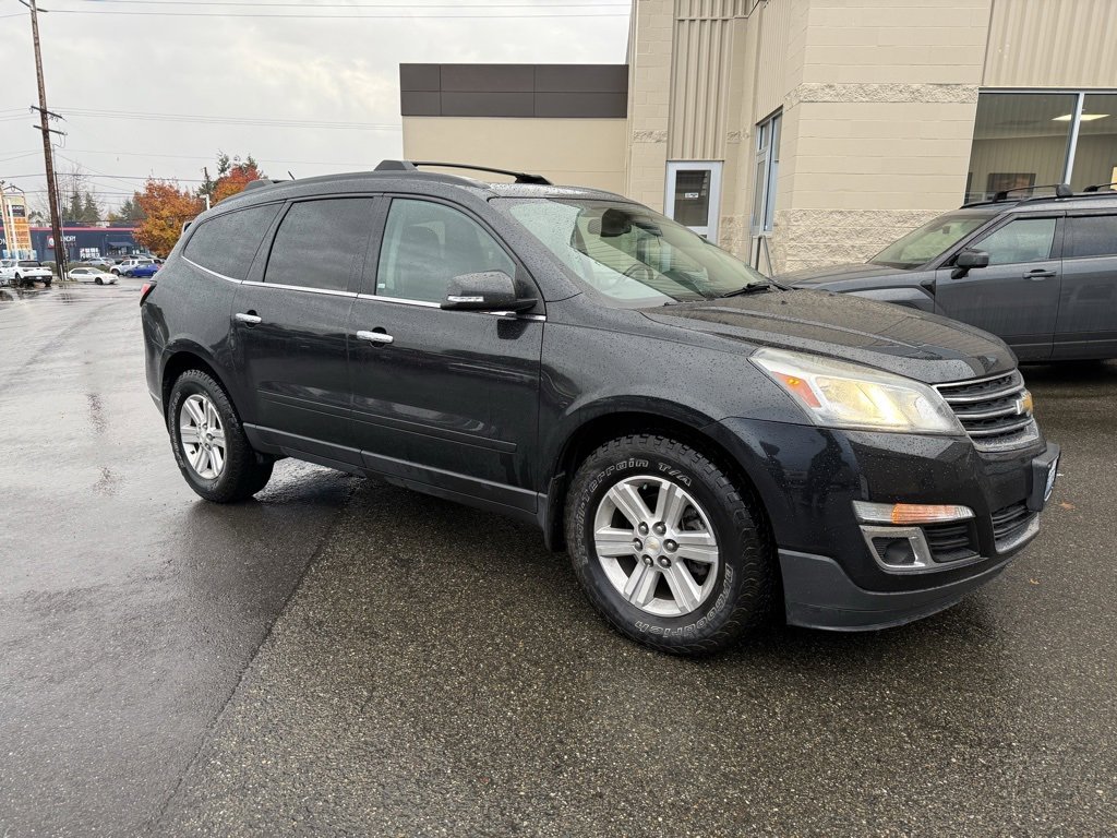 Used 2014 Chevrolet Traverse LT w/ LPO, 'HIT The Road' Package image 2