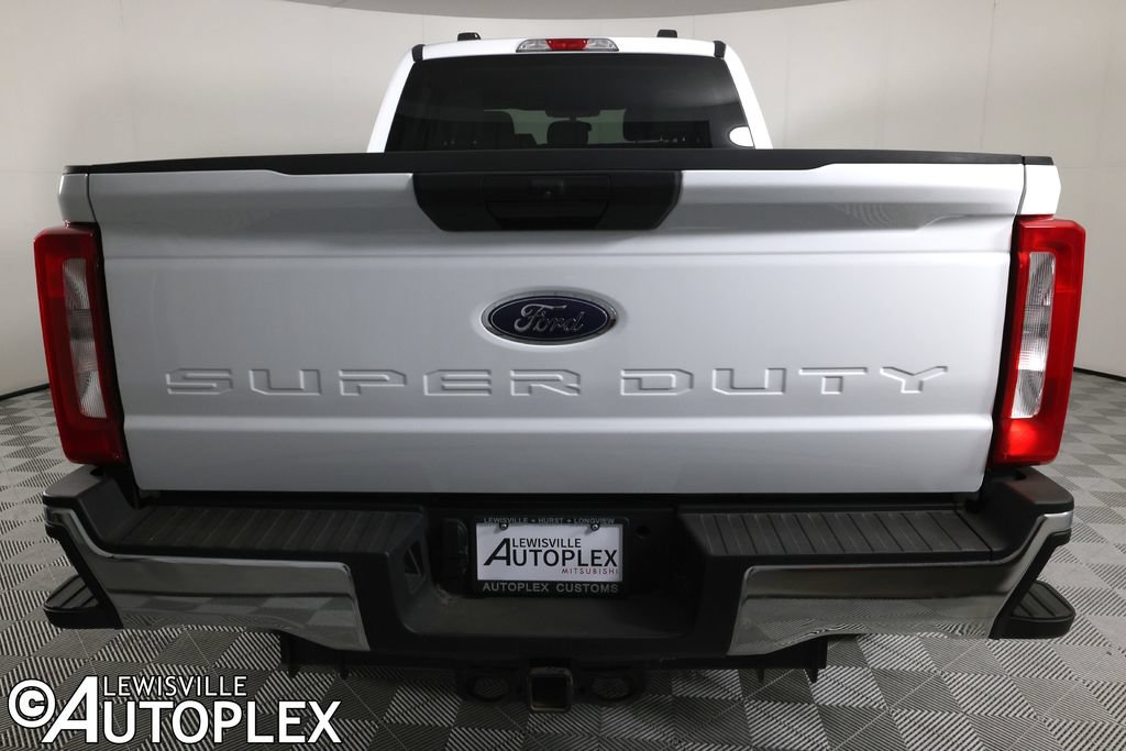 Used 2024 Ford F250 XLT w/ FX4 Off-Road Package AWD/4WD image 6