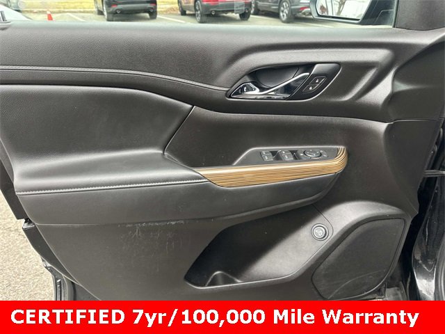 Used 2021 GMC Acadia SLE w/ Driver Convenience Package image 15