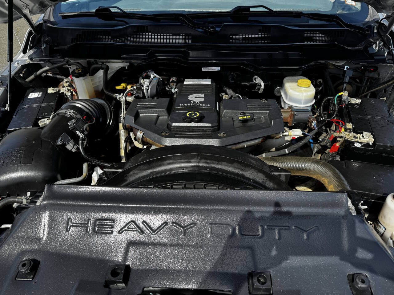 Used 2018 RAM 3500 SLT w/ Cold Weather Group AWD/4WD image 15