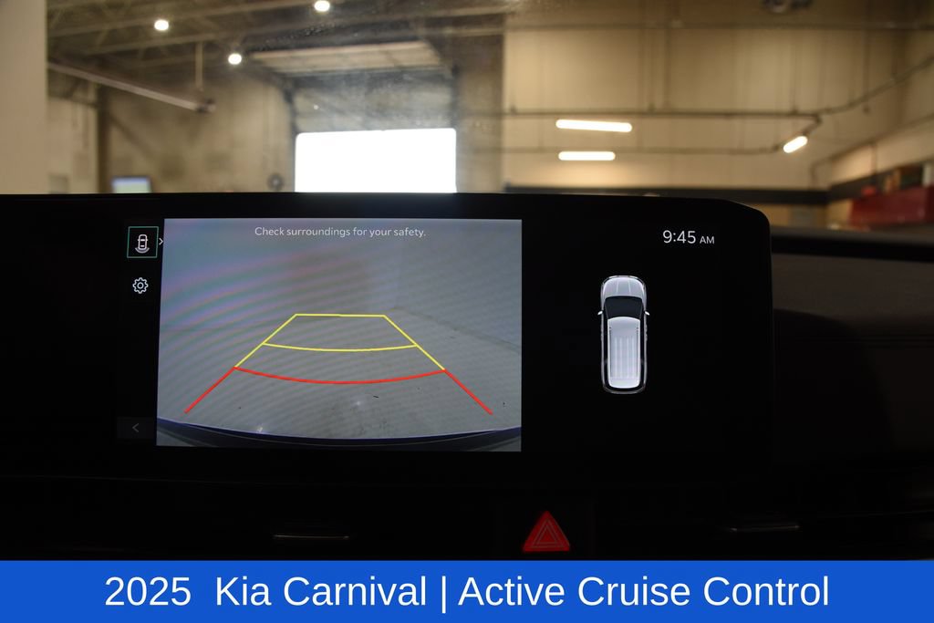 Used 2025 Kia Carnival FWD image 20