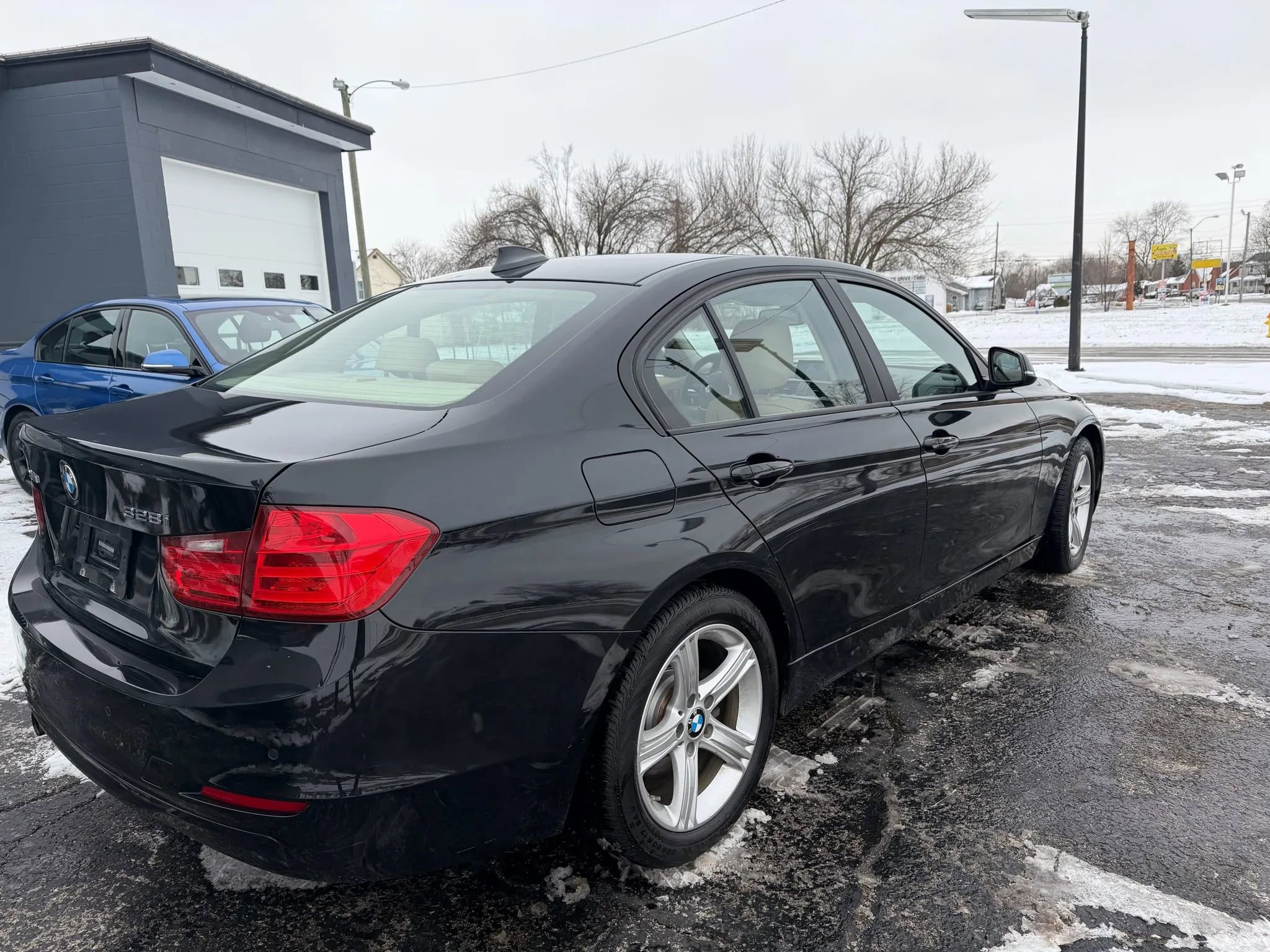 Used 2015 BMW 328i xDrive Sedan image 10