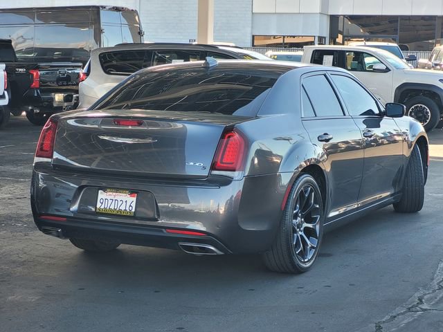 Used 2019 Chrysler 300 S image 4