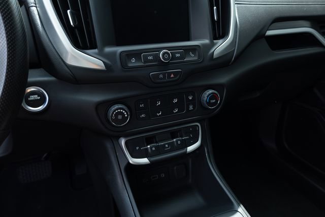 Used 2024 GMC Terrain SLE AWD/4WD image 14