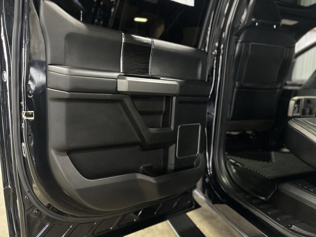 Used 2019 Ford F350 Platinum w/ Platinum Ultimate Package image 26