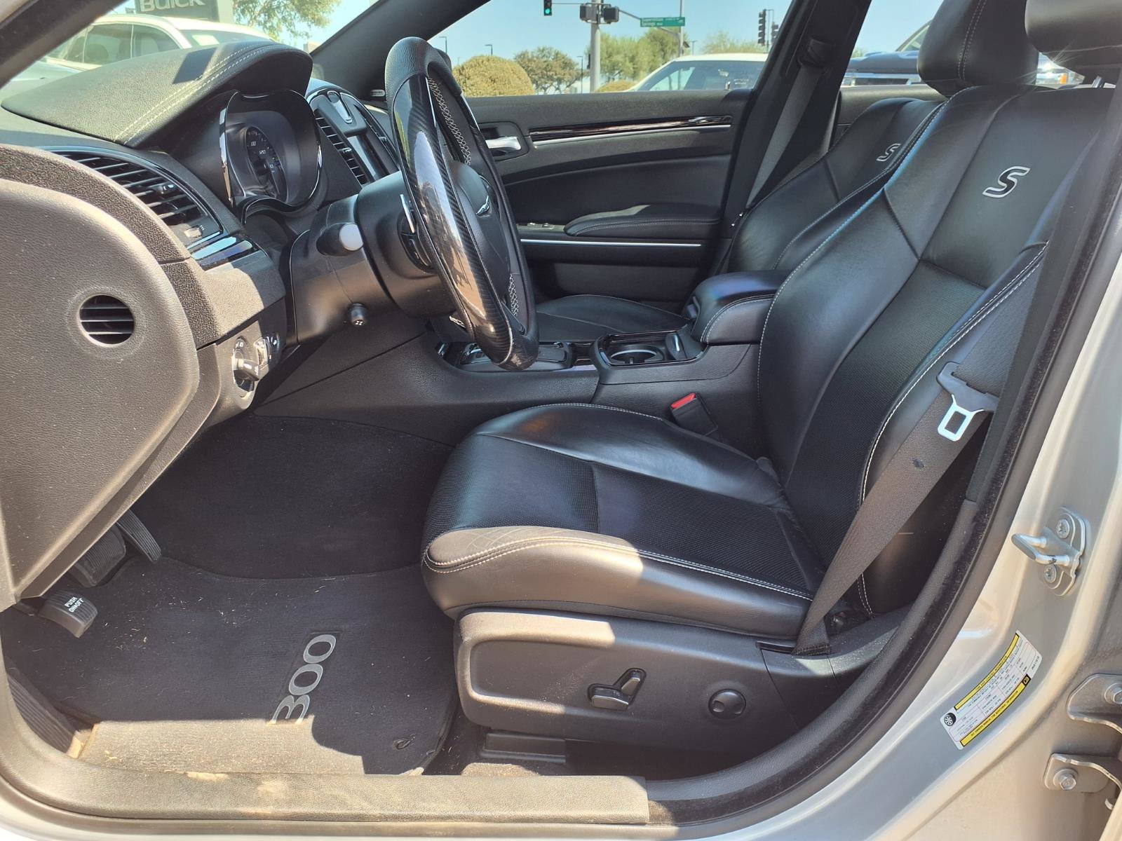 Used 2023 Chrysler 300 S w/ Comfort Group RWD image 21