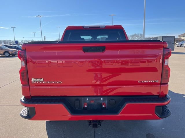 Used 2022 Chevrolet Silverado 1500 Custom image 4