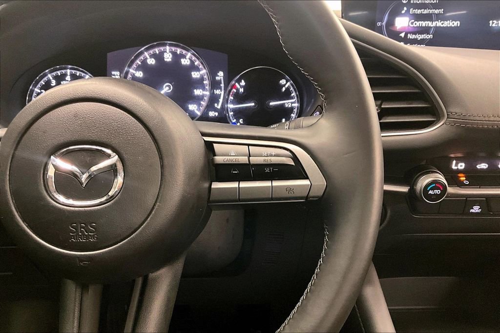 Used 2021 MAZDA MAZDA3 s FWD image 18