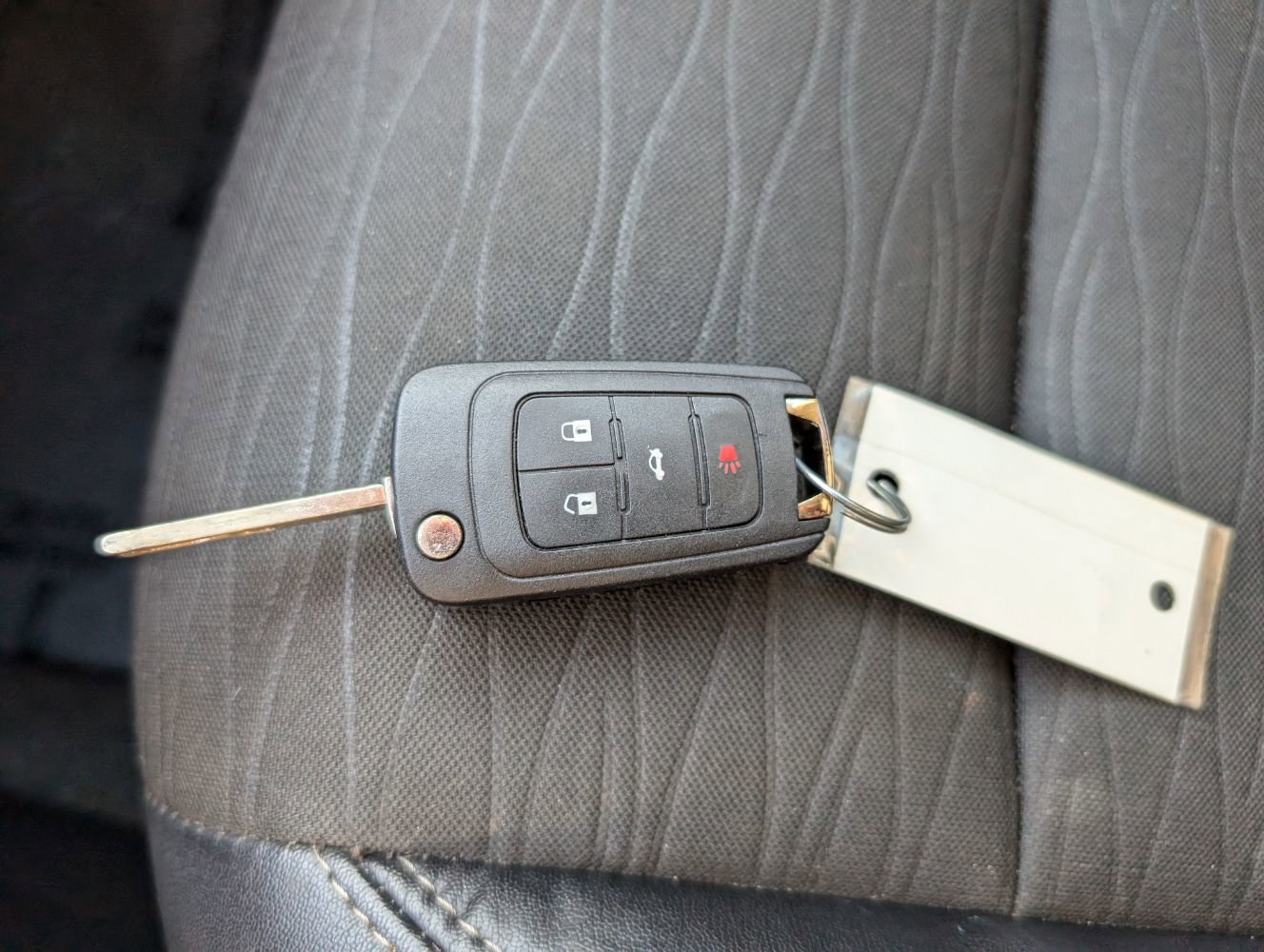 Used 2016 Buick Encore Convenience FWD image 25