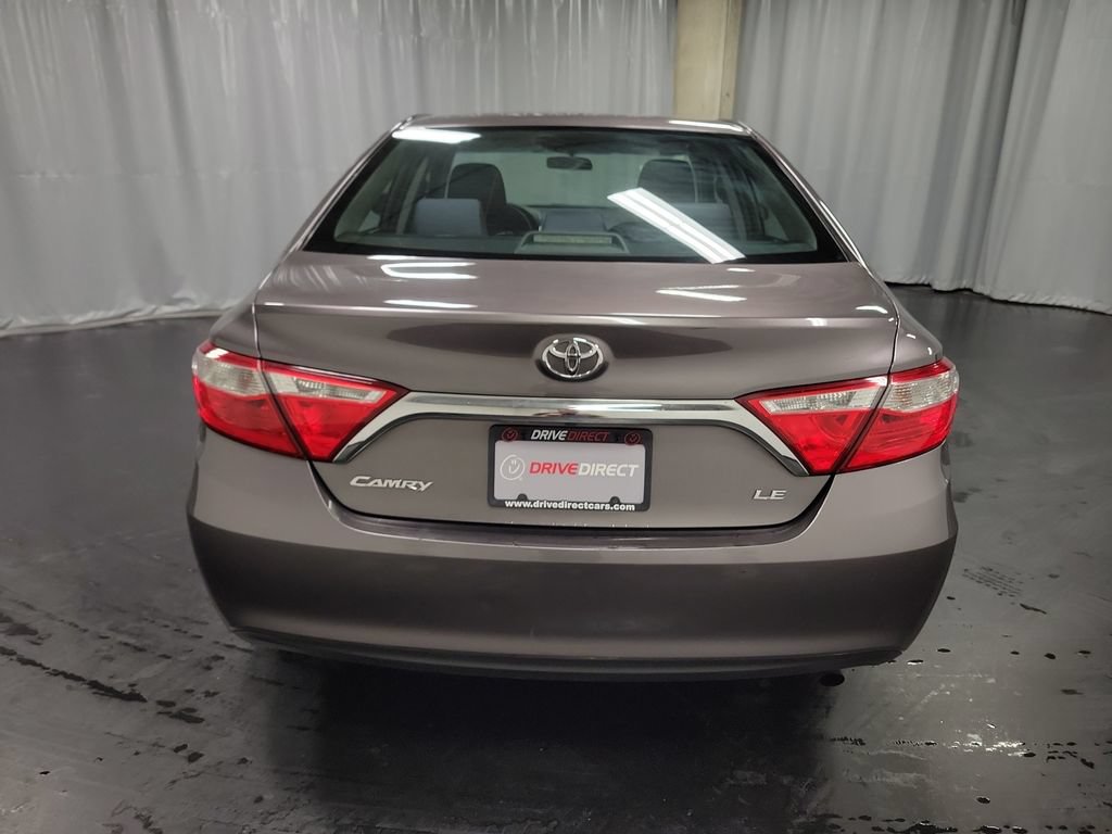 Used 2015 Toyota Camry LE FWD image 7