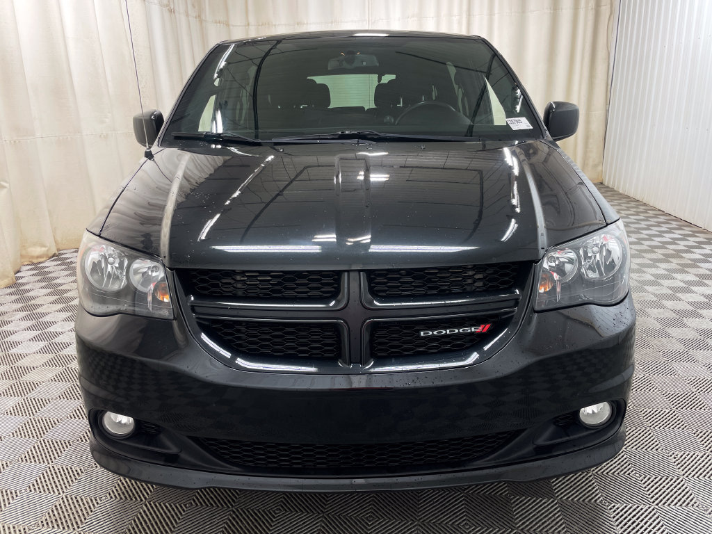 Used 2018 Dodge Grand Caravan SE FWD image 10