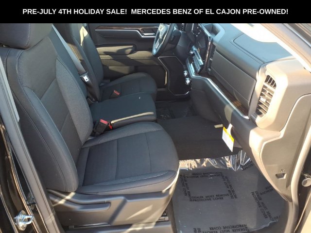 Used 2026 GMC Sierra 1500 Elevation w/ Elevation Select Package RWD image 17