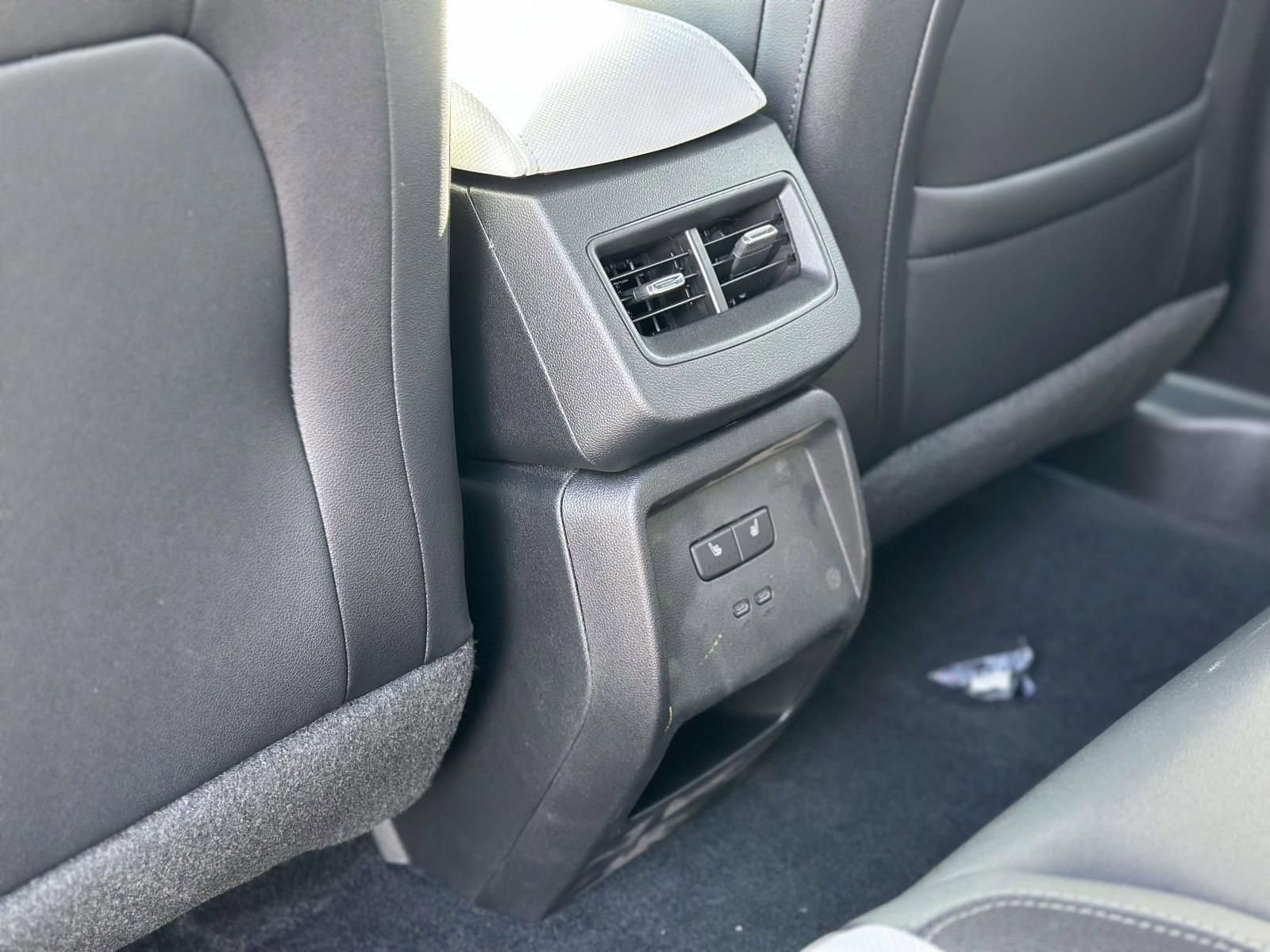 New 2026 Chevrolet Equinox EV LT w/ Convenience Package II image 9