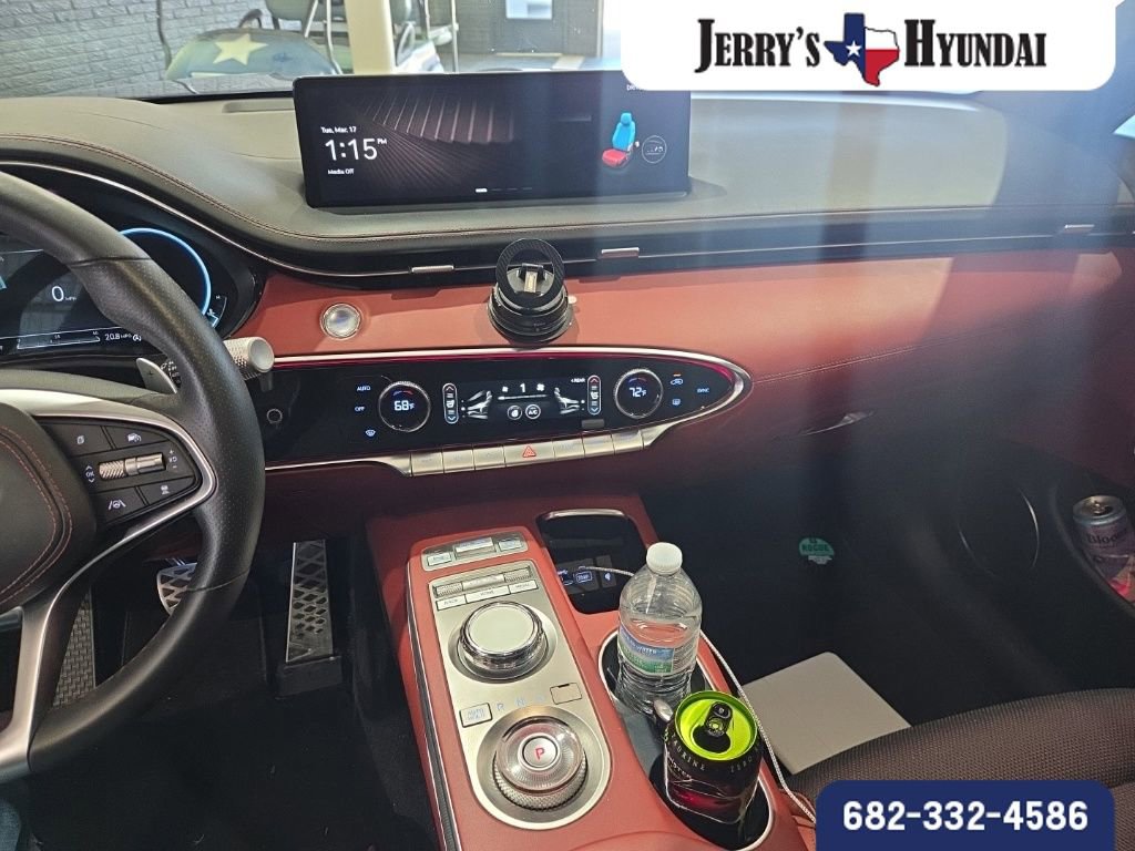 Used 2023 Genesis GV70 2.5T w/ Sport Prestige Package image 11