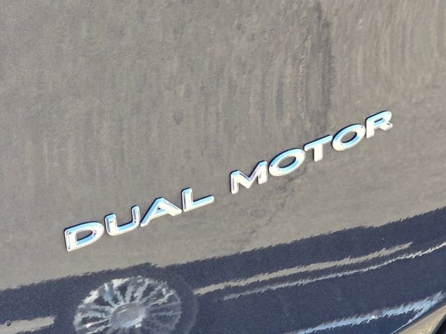 Used 2024 Tesla Model Y Long Range image 18