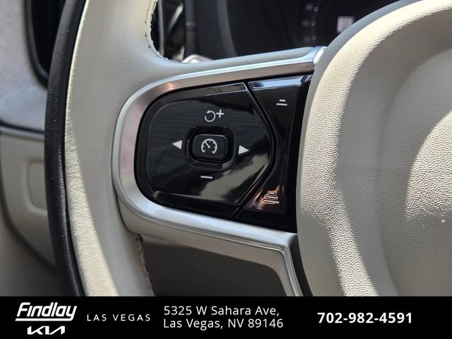 Used 2023 Volvo XC60 B5 Ultimate w/ Protection Package Premier FWD image 33