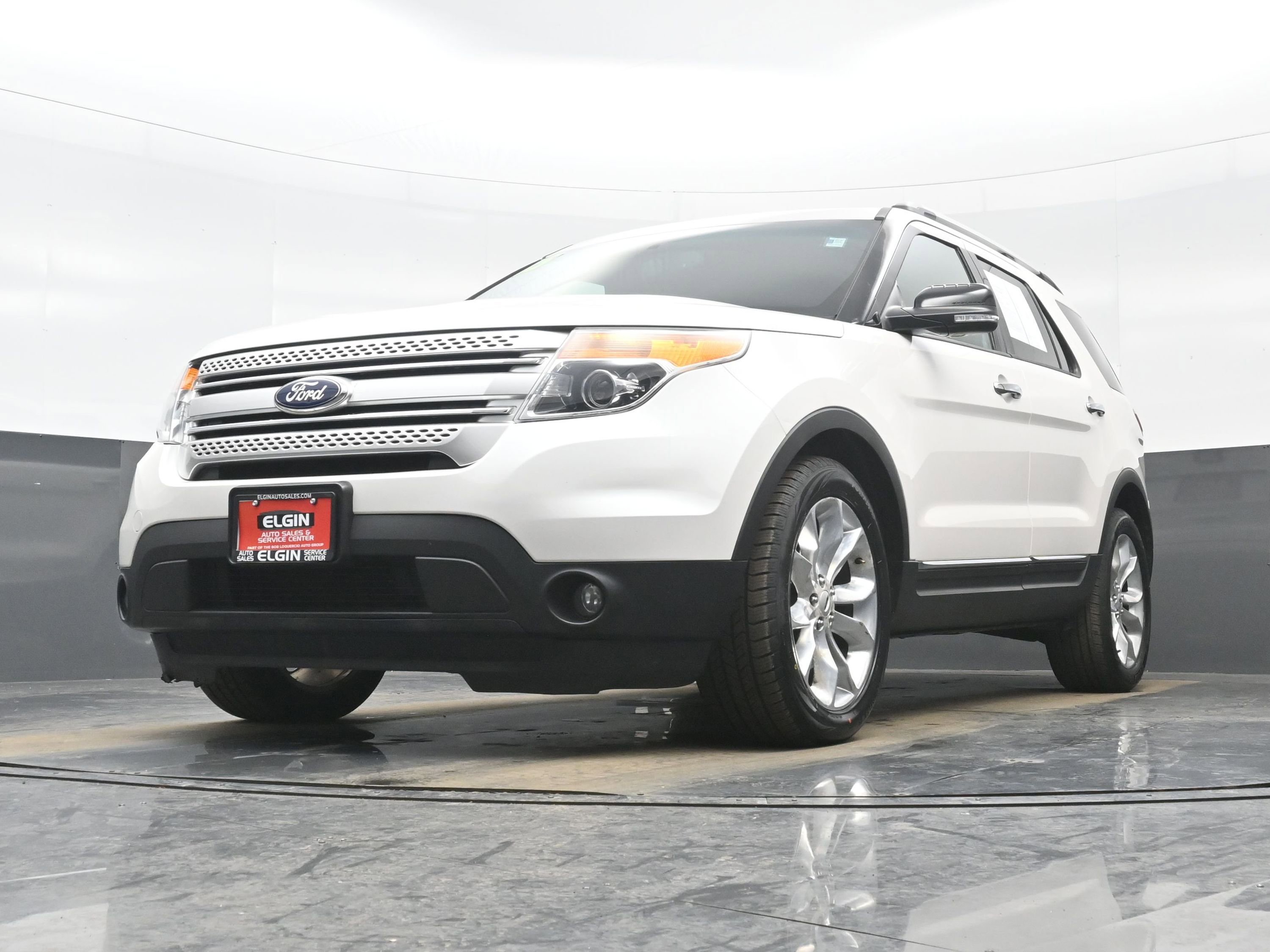 Used 2015 Ford Explorer XLT w/ Equipment Group 202B image 24