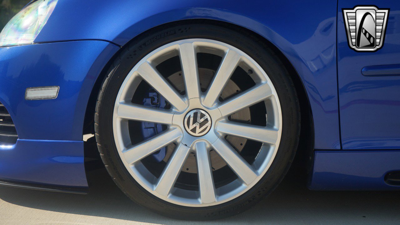Used 2008 Volkswagen R32 image 8