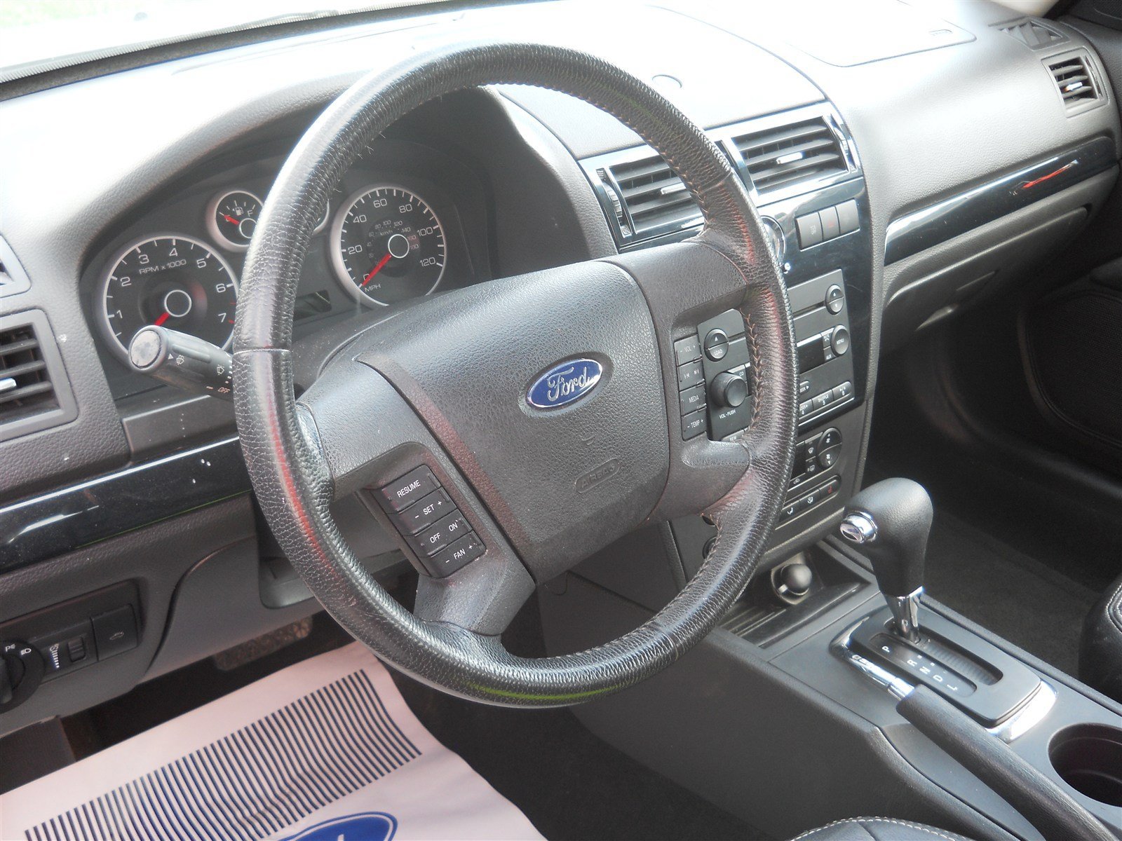 Used 2006 Ford Fusion SEL FWD image 7