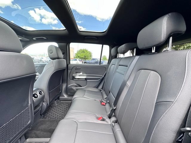 New 2026 Mercedes-Benz GLB 250 4MATIC image 25