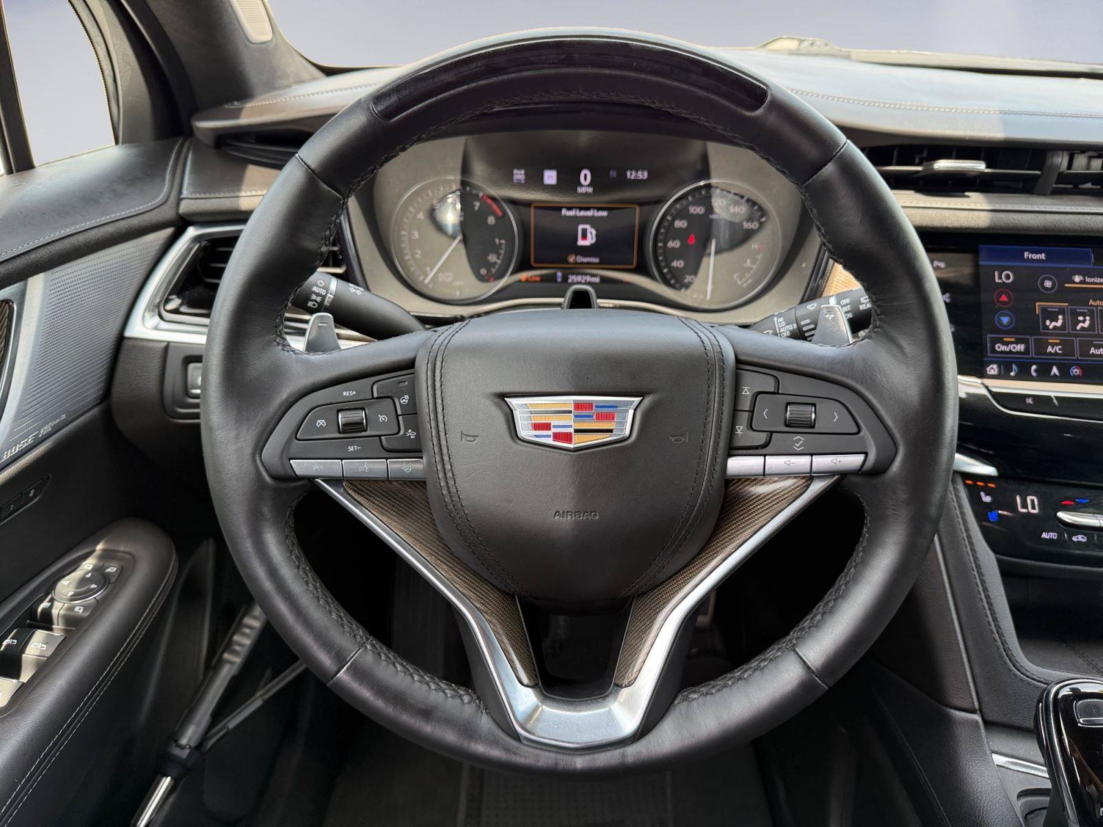 Used 2023 Cadillac XT6 Sport w/ LPO, ONYX Package AWD/4WD image 22