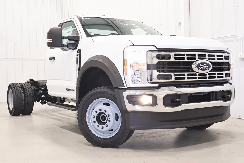 New 2026 Ford F550 4x4 Regular Cab Super Duty image 24