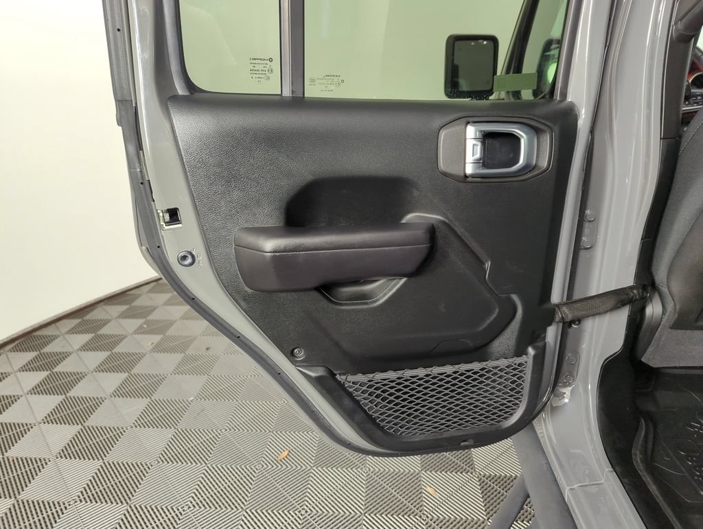 Used 2020 Jeep Gladiator Rubicon AWD/4WD image 26