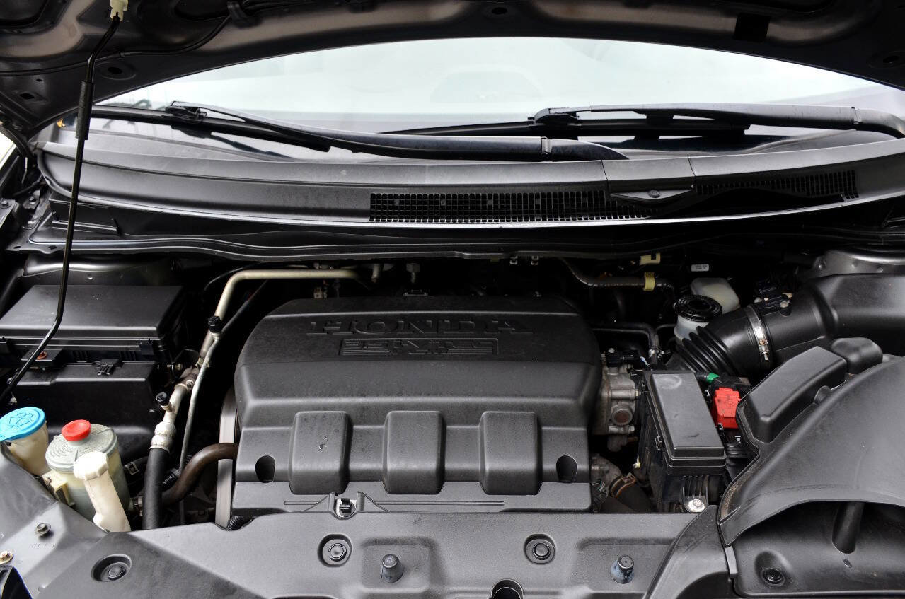 Used 2012 Honda Odyssey EX image 18
