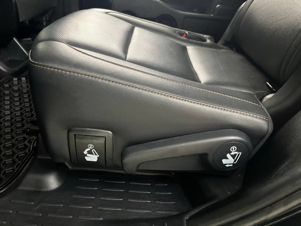 Used 2019 Toyota Highlander Limited AWD/4WD image 55