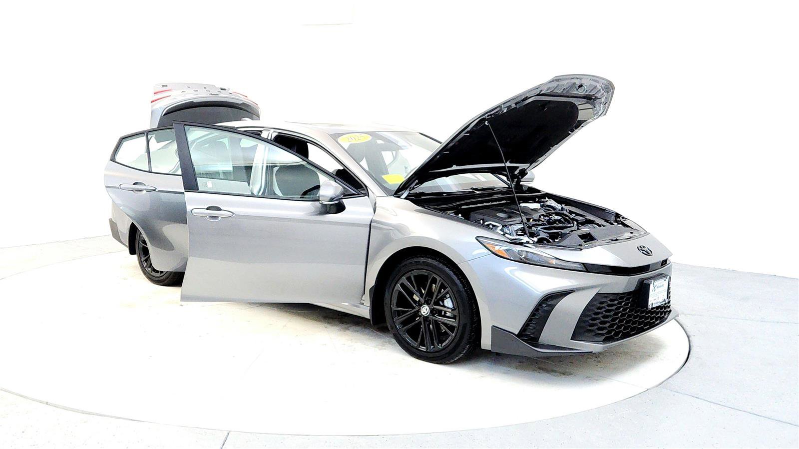 Certified 2025 Toyota Camry SE image 12