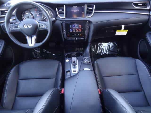 Certified 2025 INFINITI QX55 Luxe w/ Cargo Package AWD/4WD image 12