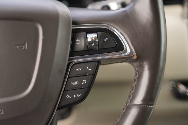 Used 2019 Lincoln Navigator L Reserve image 26