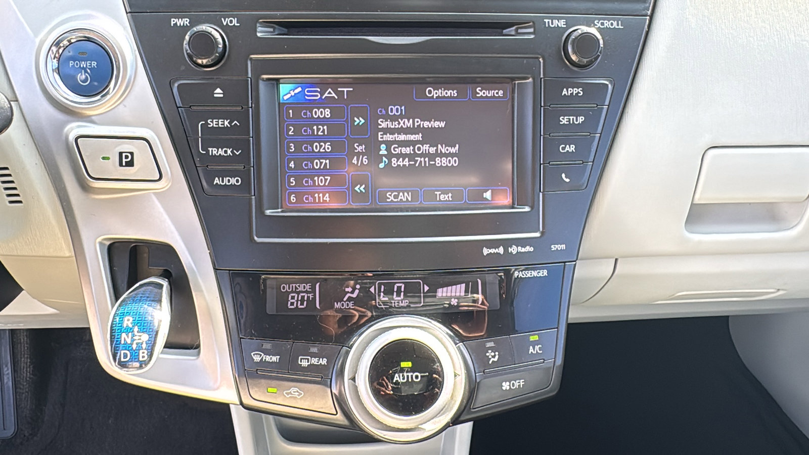 Used 2013 Toyota Prius V image 18