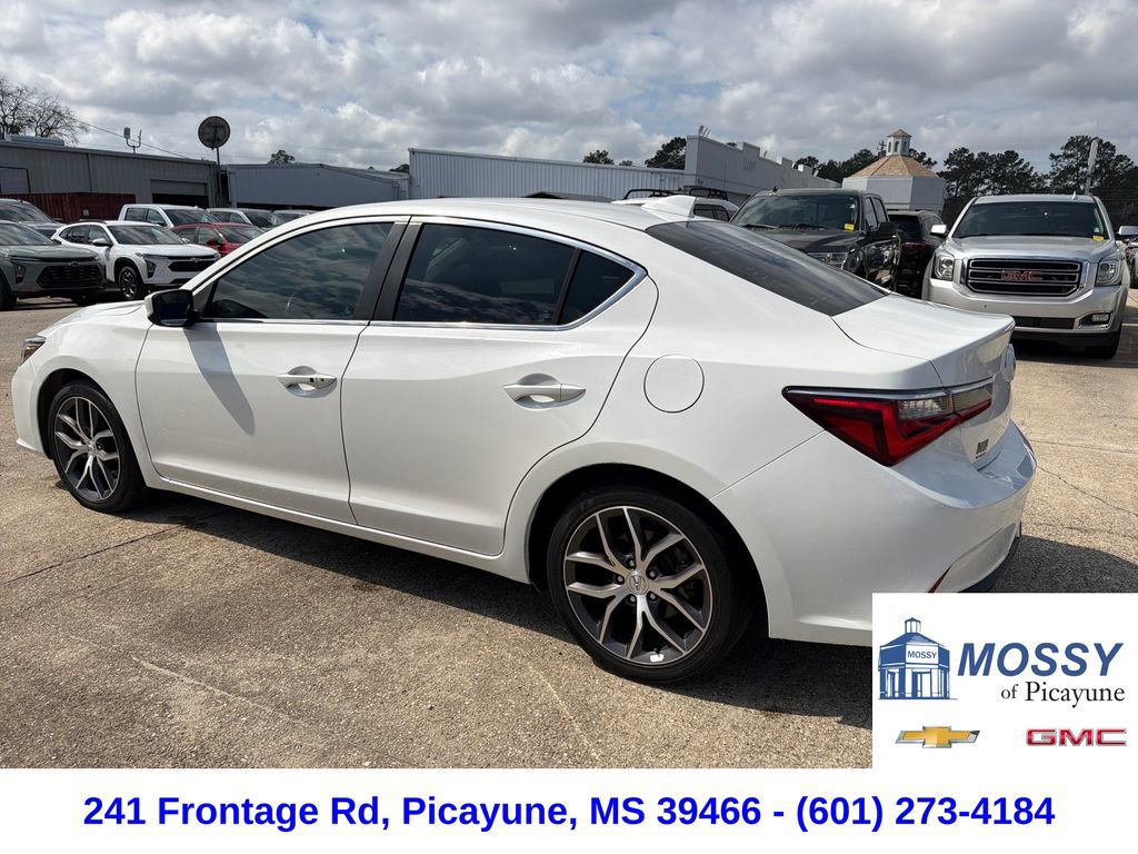 Used 2019 Acura ILX image 3
