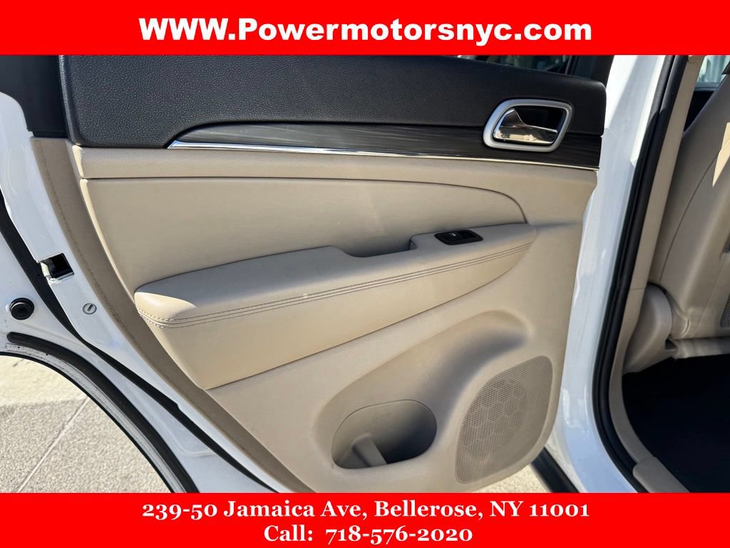 Used 2019 Jeep Grand Cherokee Limited AWD/4WD image 24