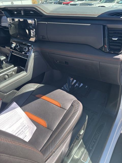 Used 2023 GMC Sierra 1500 AT4 w/ AT4 Premium Package image 32