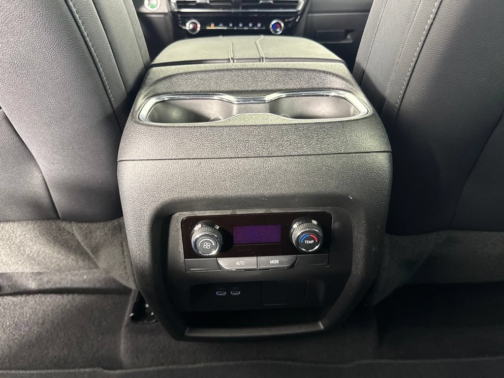 Certified 2026 Chevrolet Traverse LT AWD/4WD image 30