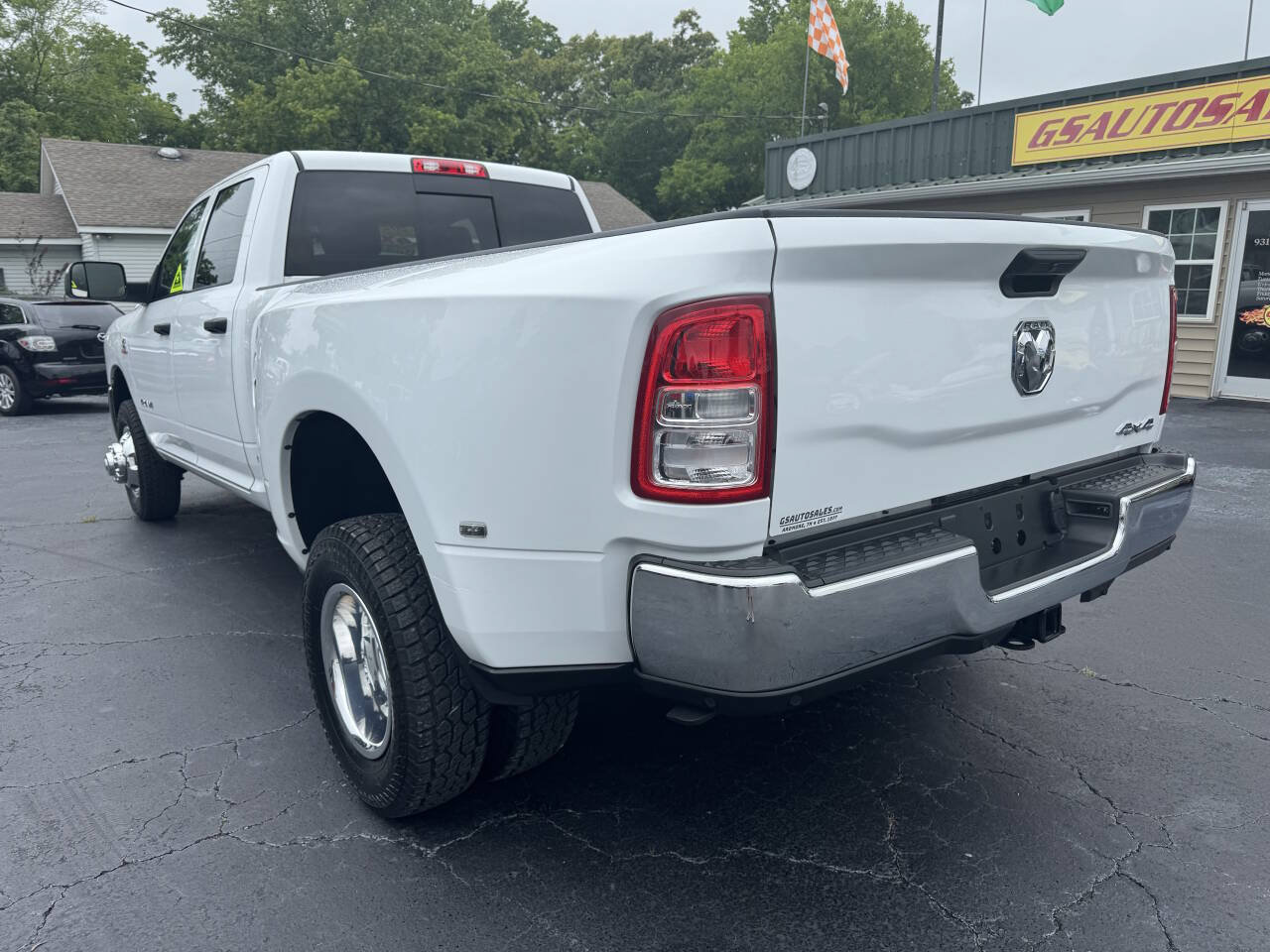 Used 2021 RAM 3500 Tradesman AWD/4WD image 4