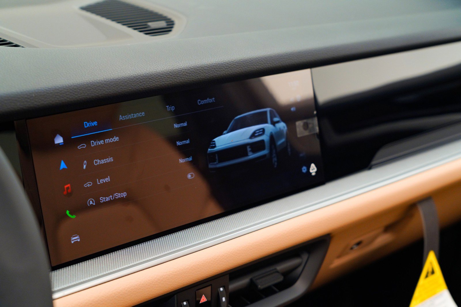 New 2026 Porsche Cayenne image 26