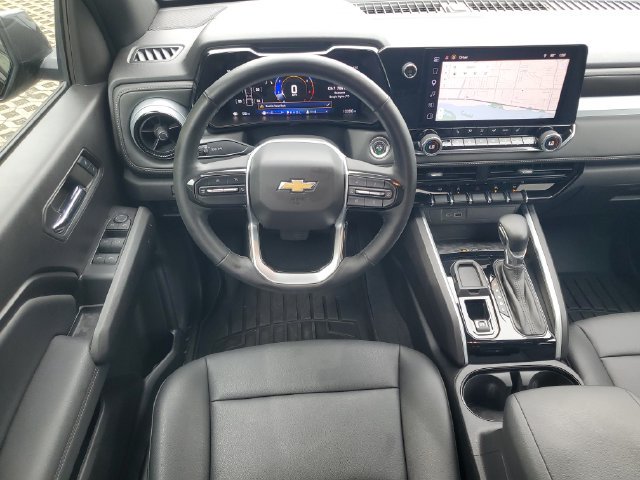 Used 2024 Chevrolet Colorado LT w/ LT Convenience Package III RWD image 16