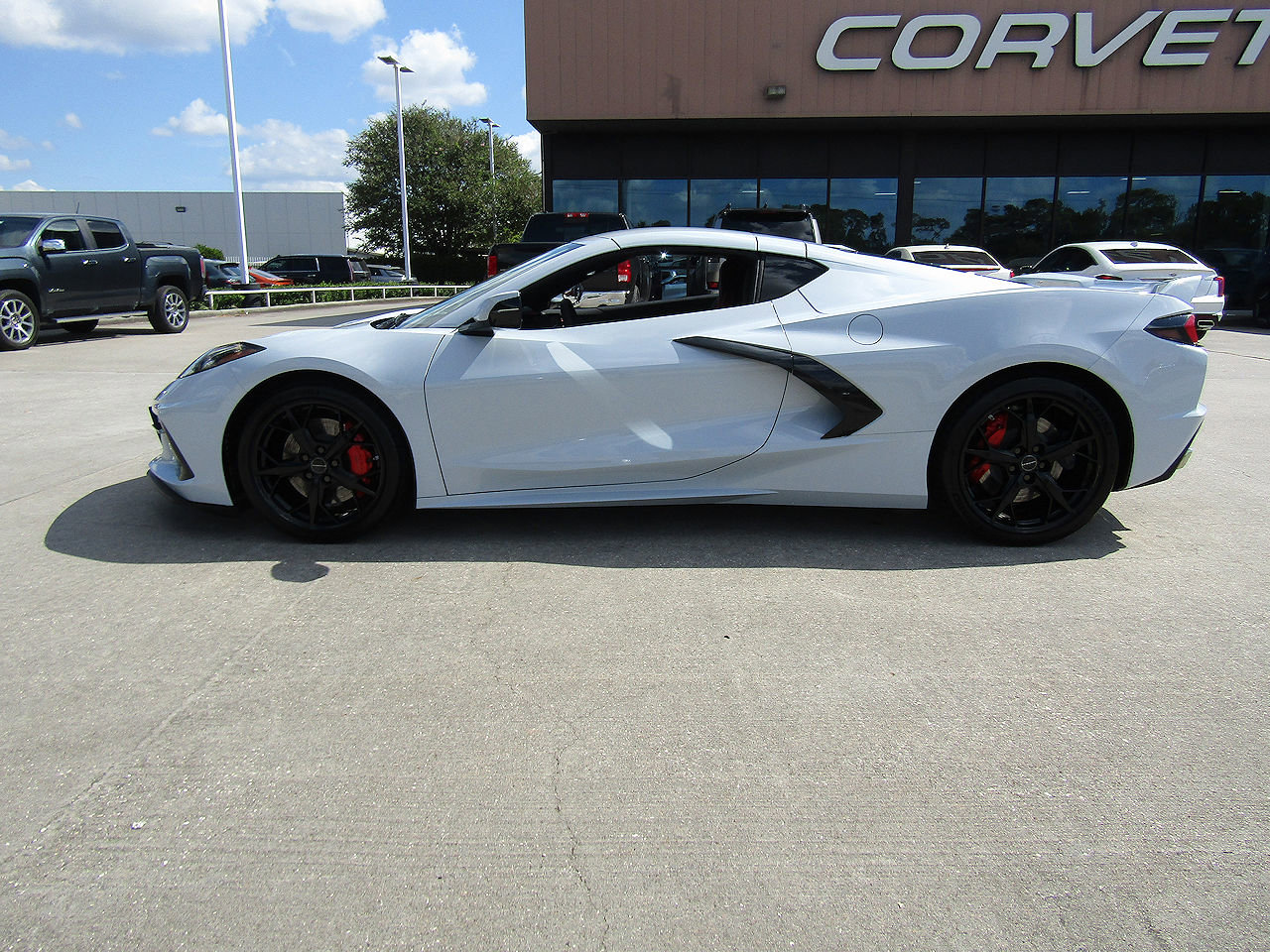 Used 2020 Chevrolet Corvette Stingray Preferred Cpe w/ 2LT Preferred Equipment Group image 8