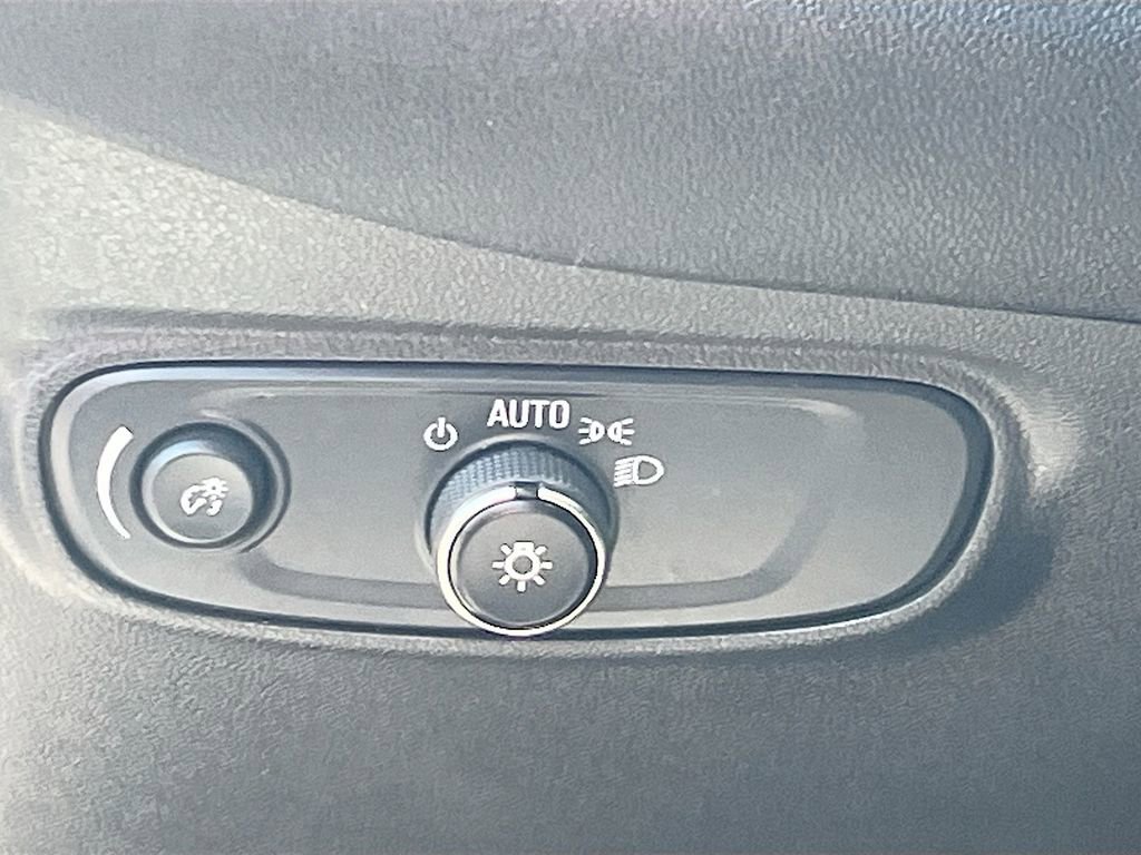Used 2024 Chevrolet Equinox RS AWD/4WD image 10