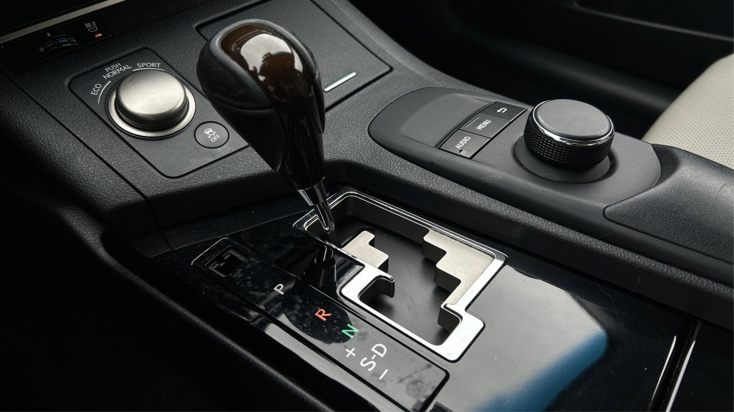 Used 2014 Lexus ES 350 w/ Premium Package image 36