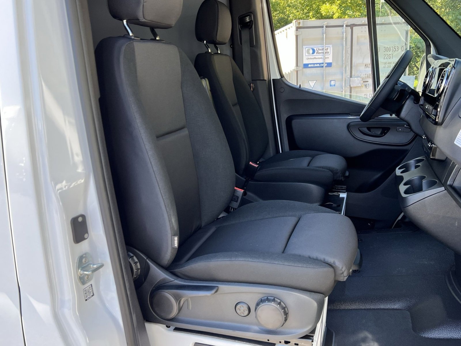 New 2025 Mercedes-Benz Sprinter 2500 image 27