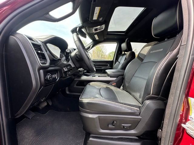 Used 2024 RAM 2500 Laramie w/ Sport Appearance Package image 25