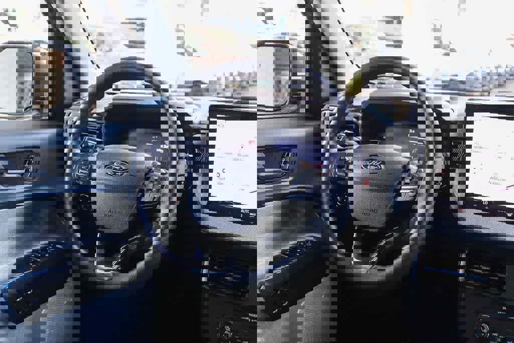 New 2026 Ford Maverick XLT image 14